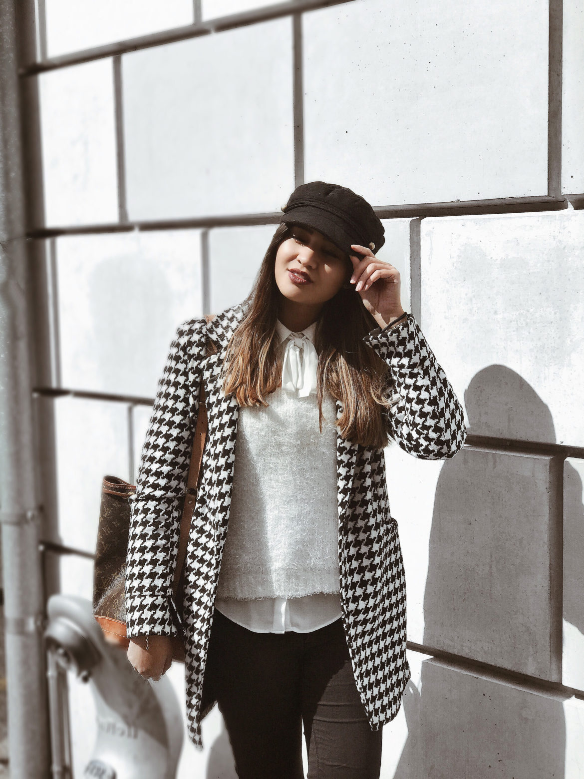 Outfit Coat Inspo for the Independent woman